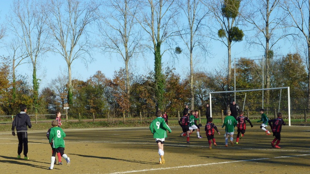 ESL-20141206-U11-Action1-169
